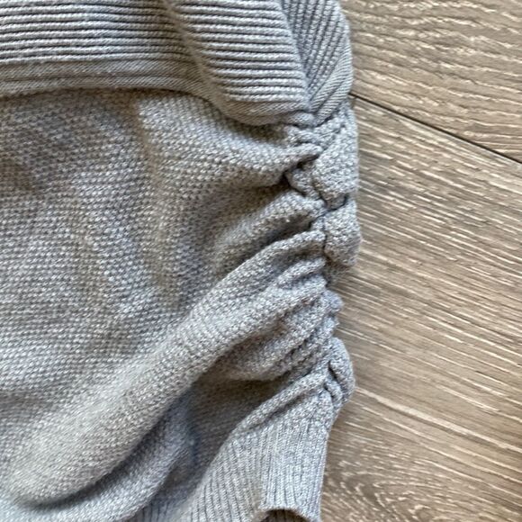 Grey stretchy sweater - Picture 4 of 4